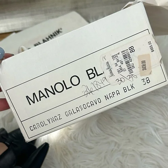 Manolo Blahnik Leather Slingback Pumps, Bow Detail, EU size 38.5 - Picture 5 of 9